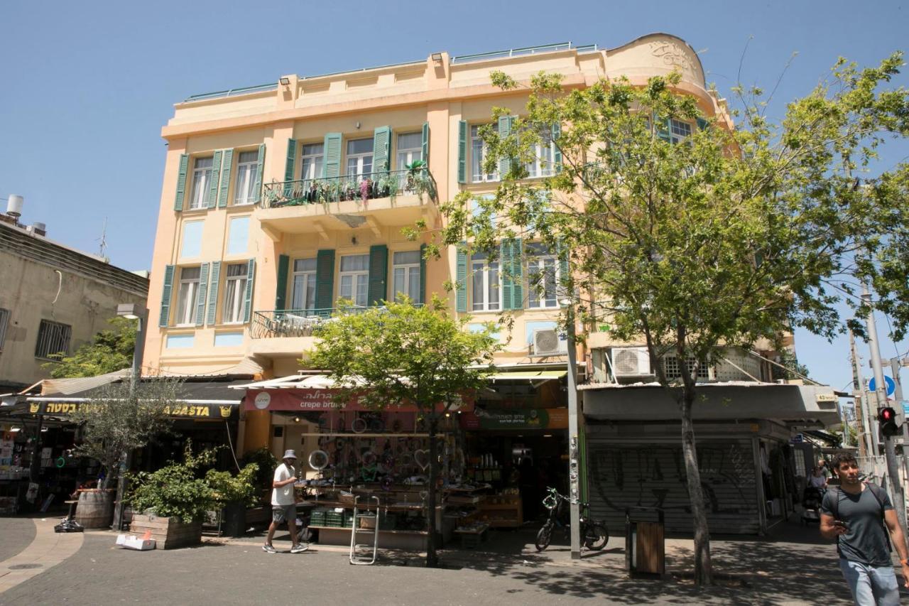 Bauhaus Stylish Apartments - By Bookiz Tel Aviv Bagian luar foto
